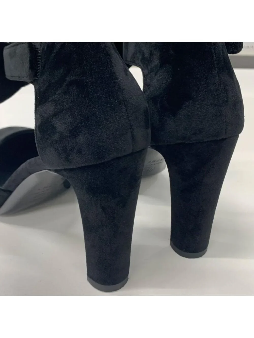 Chanel CC Logo Ribbon Velour Pearl Velcro Strap Pumps Heel